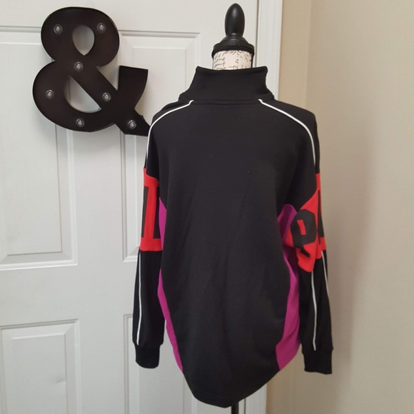 VS PINK Sweatshirt - Picture 6 of 7